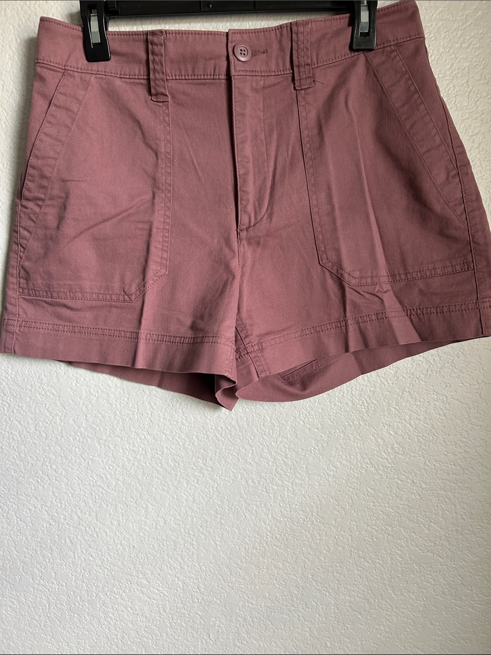 Old Navy High-Rise Utility Shorts in Mauve Pink